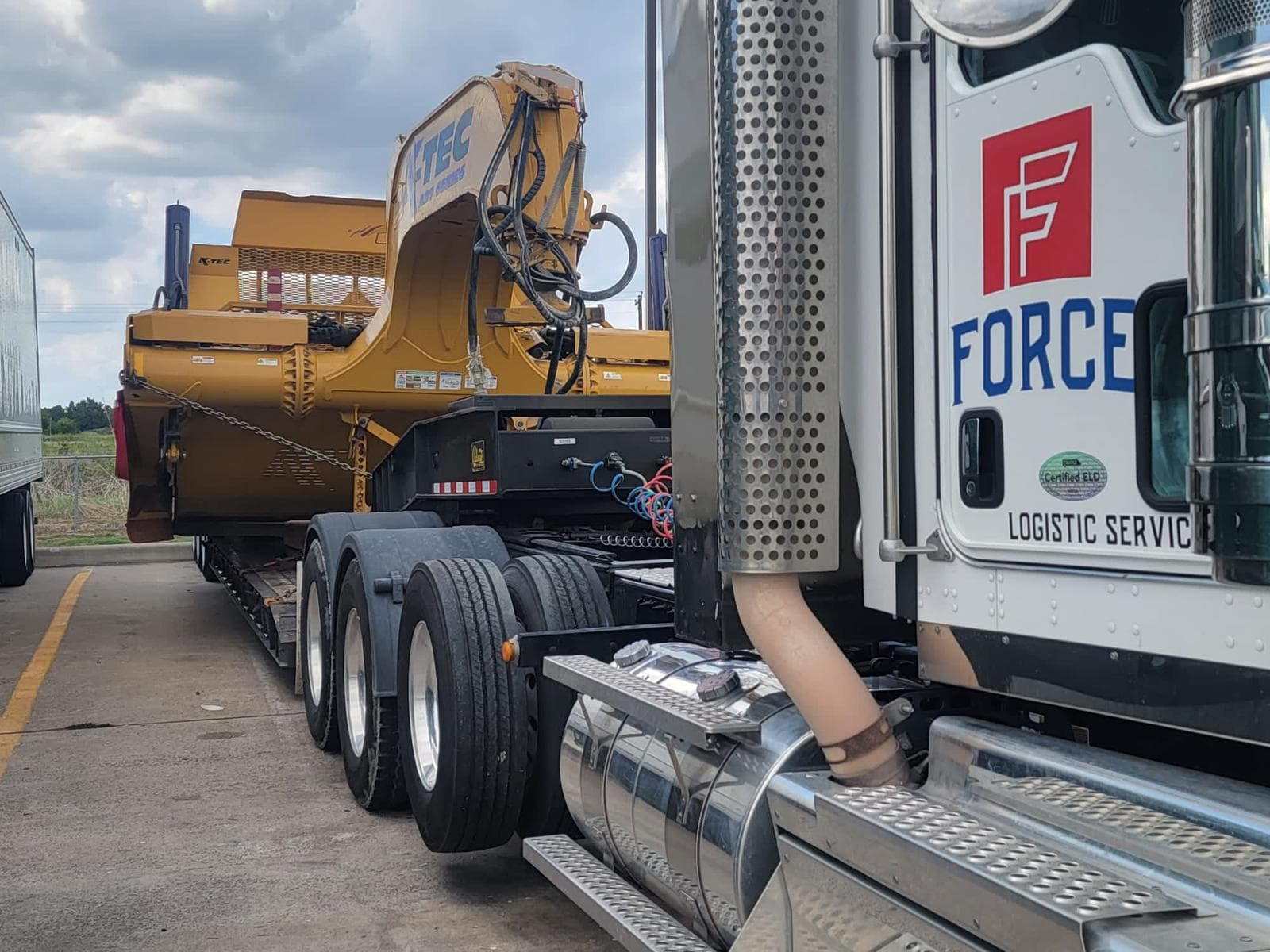 Force Logistic Services truck with equipment — Diesel Repair